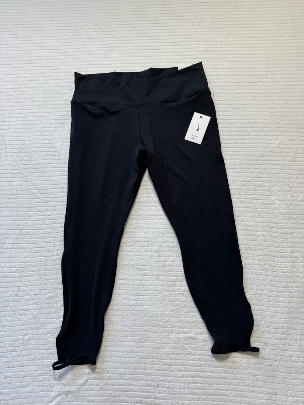 Nike Women's Black Performance Leggings with Waistband